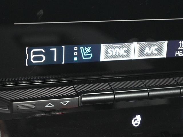 Photo of 2025 Interstellar White GMC HUMMER EV Pickup