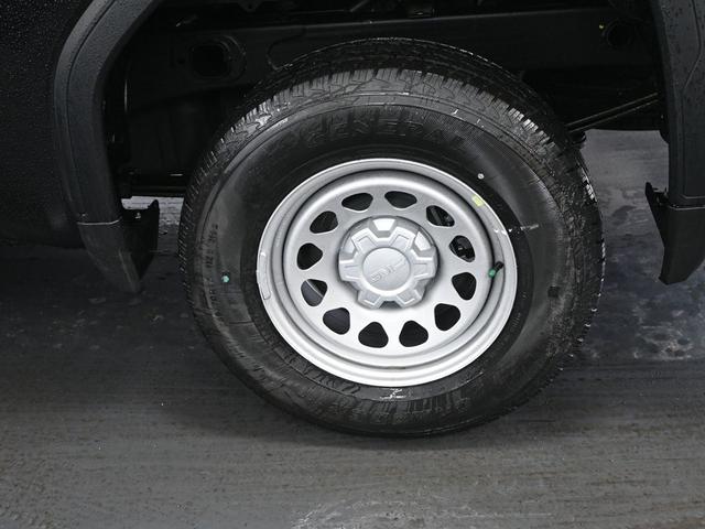Photo of 2025 Onyx Black GMC Sierra 1500