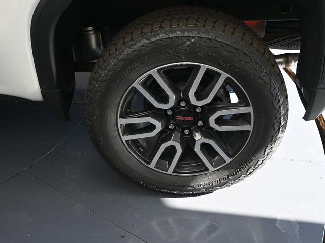 Photo of 2026 Summit White GMC Sierra 1500