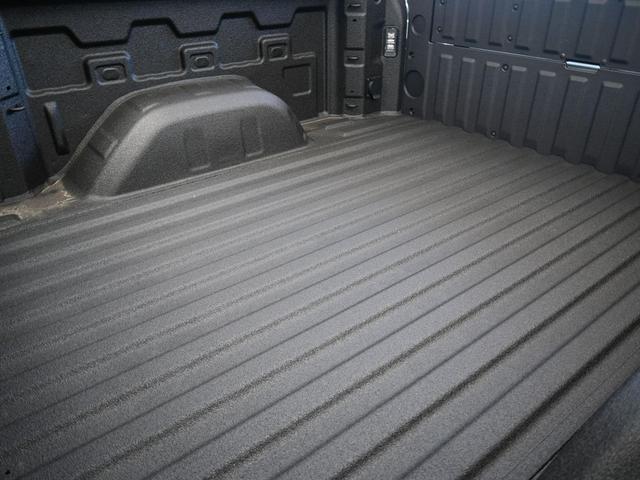 Photo of 2026 Summit White GMC Sierra 1500