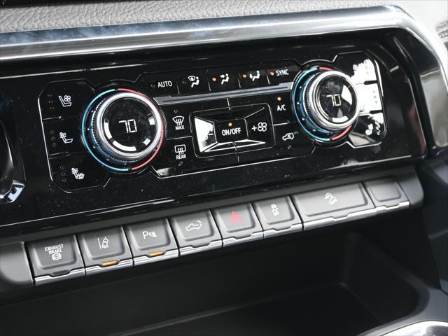 Photo of 2025 Summit White GMC Sierra 3500