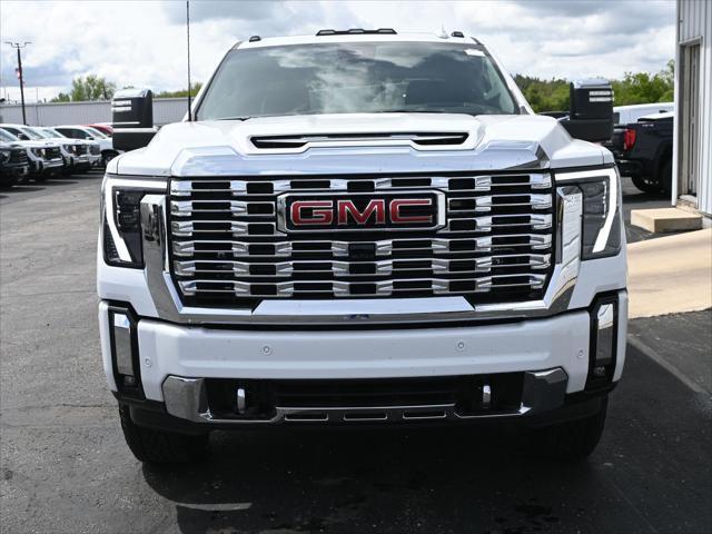 Photo of 2025 Summit White GMC Sierra 3500