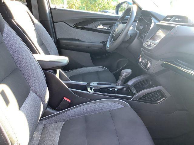 Photo of 2021 Pacific Blue Metallic Chevrolet Trailblazer