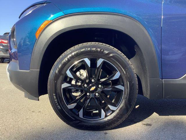 Photo of 2021 Pacific Blue Metallic Chevrolet Trailblazer