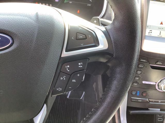 Photo of 2018 Lightning Blue Ford Edge