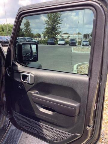 Photo of 2020 Granite Crystal Metallic Clearcoat Jeep Wrangler Unlimited