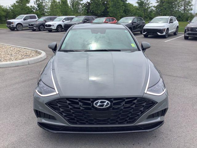 Photo of 2023 Hampton Gray Hyundai SONATA