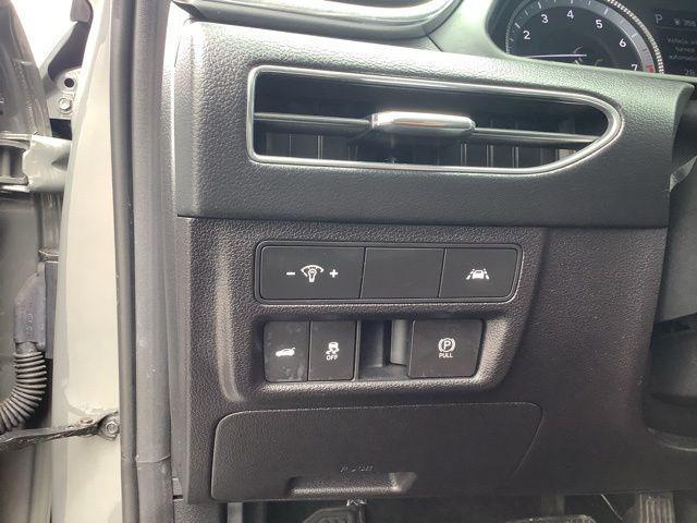 Photo of 2023 Hampton Gray Hyundai SONATA