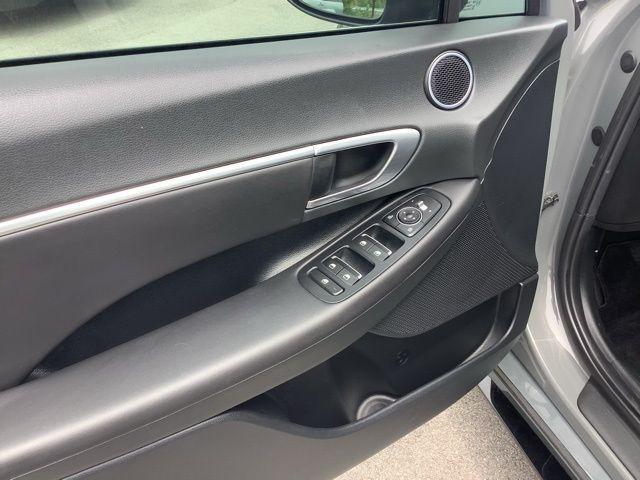 Photo of 2023 Hampton Gray Hyundai SONATA