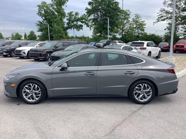 Photo of 2023 Hampton Gray Hyundai SONATA