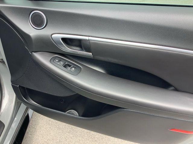 Photo of 2023 Hampton Gray Hyundai SONATA