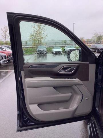 Photo of 2023 Midnight Blue Metallic GMC Yukon XL