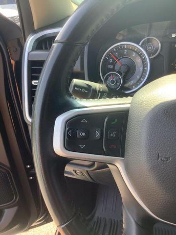 Photo of 2020 Diamond Black Crystal Pearlcoat RAM 1500