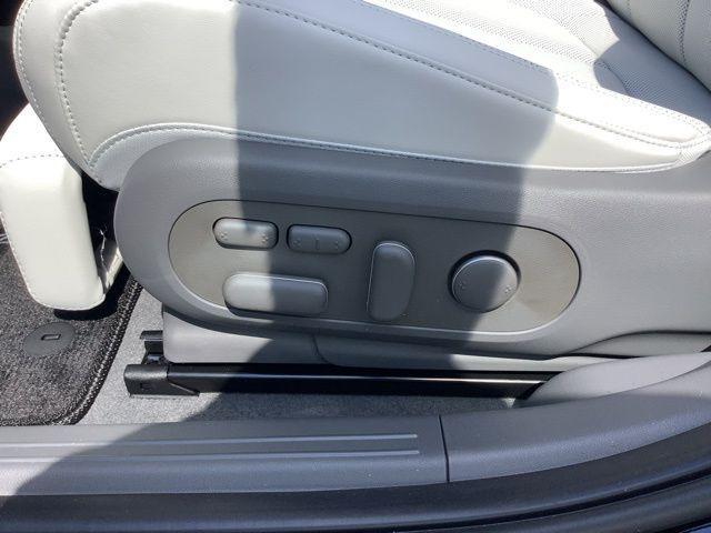 Photo of 2025 Abyss Black Hyundai IONIQ 5