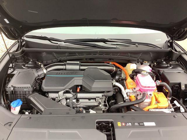 Photo of 2025 Ash Black Hyundai TUCSON Hybrid