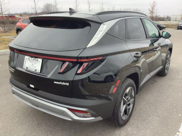 Photo of 2025 Ash Black Hyundai TUCSON Hybrid