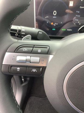 Photo of 2025 Ash Black Hyundai TUCSON Hybrid