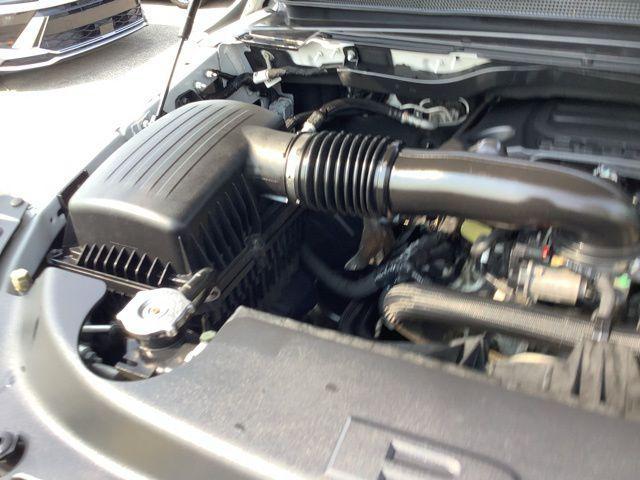Photo of 2019 Bright White Clearcoat RAM 1500
