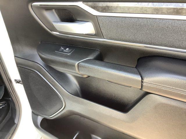 Photo of 2019 Bright White Clearcoat RAM 1500