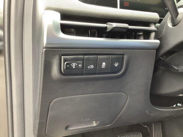 Photo of 2025 Phantom Black Hyundai SANTA CRUZ