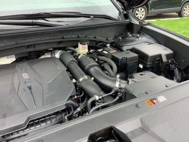 Photo of 2025 Phantom Black Hyundai SANTA CRUZ