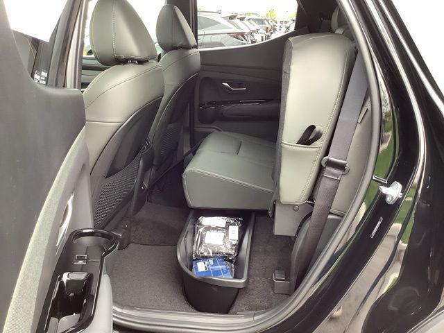 Photo of 2025 Phantom Black Hyundai SANTA CRUZ