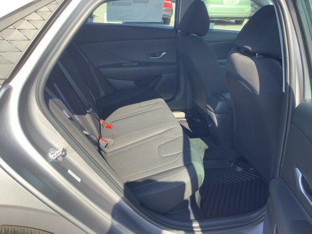 Photo of 2025 Fluid Metal Hyundai ELANTRA HEV