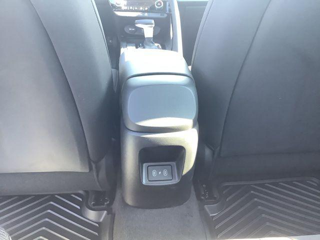 Photo of 2025 Fluid Metal Hyundai ELANTRA HEV