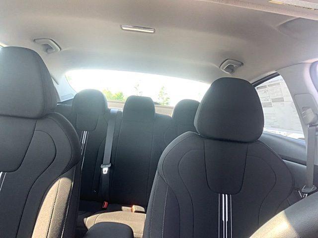 Photo of 2025 Fluid Metal Hyundai ELANTRA HEV