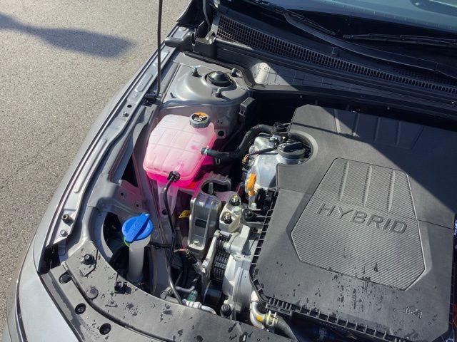 Photo of 2025 Fluid Metal Hyundai ELANTRA HEV