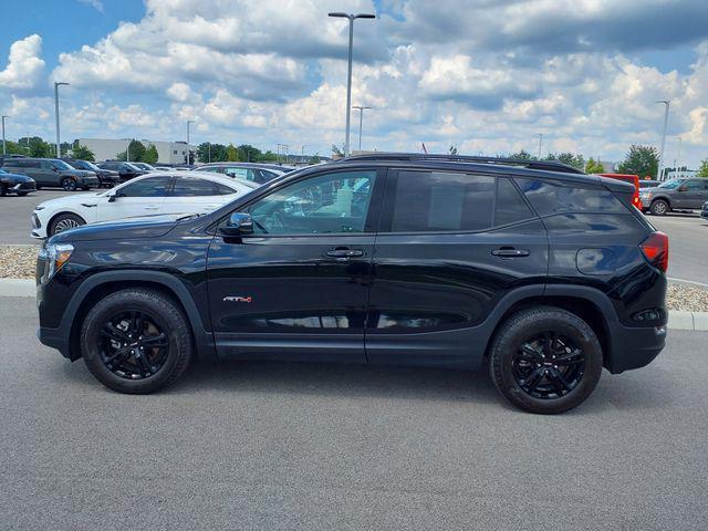 Photo of 2022 Ebony Twilight Metallic GMC Terrain