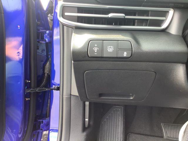 Photo of 2025 Intense Blue Hyundai ELANTRA HEV
