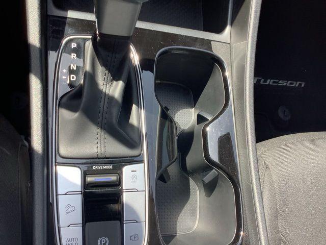 Photo of 2025 Serenity White Pearl Hyundai TUCSON