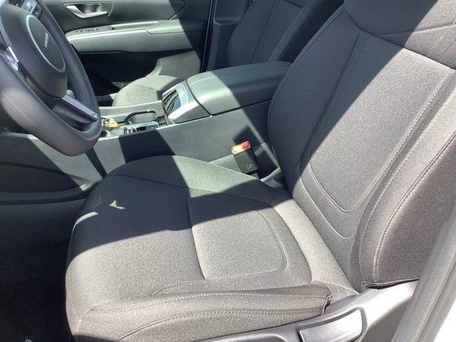 Photo of 2025 Serenity White Pearl Hyundai TUCSON