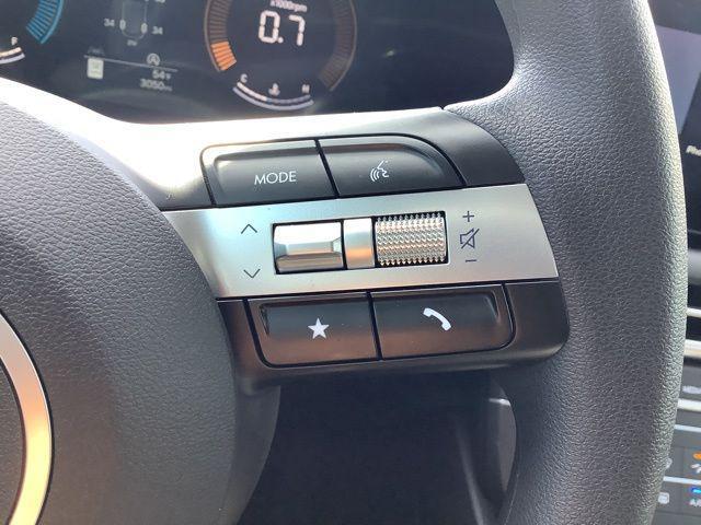Photo of 2025 Serenity White Pearl Hyundai TUCSON
