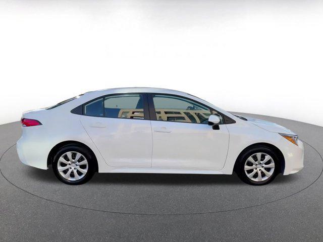 Photo of 2025 Ice Cap Toyota Corolla