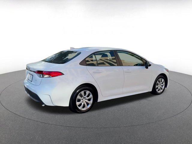 Photo of 2025 Ice Cap Toyota Corolla