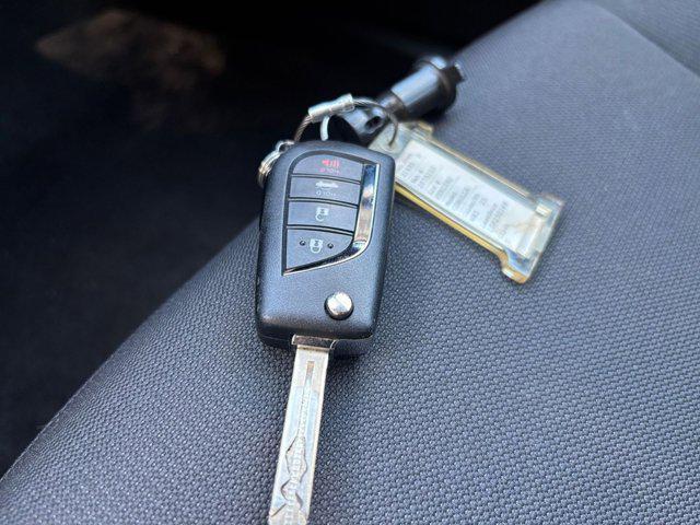 Photo of 2025 Ice Cap Toyota Corolla