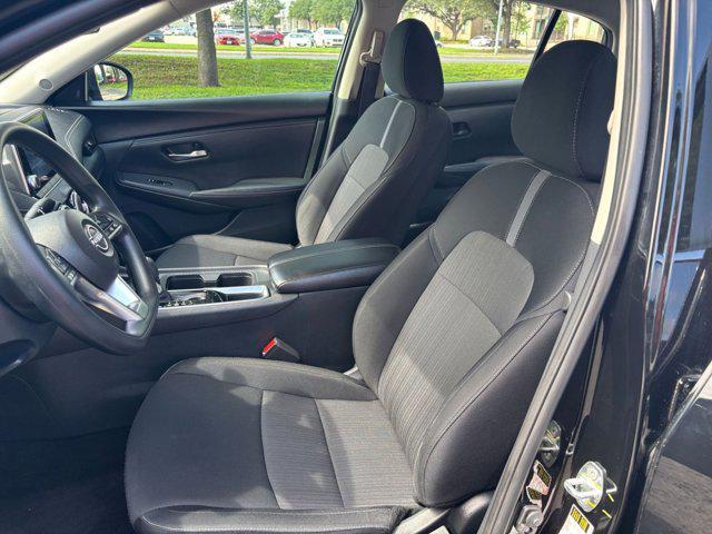 Photo of 2024 Super Black Nissan Sentra