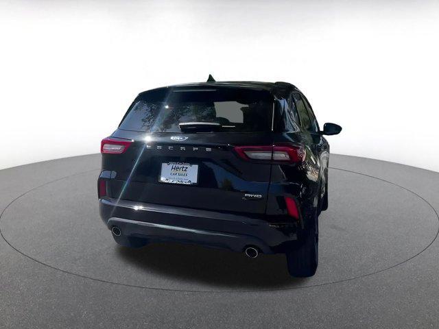 Photo of 2024 Agate Black Metallic Ford Escape