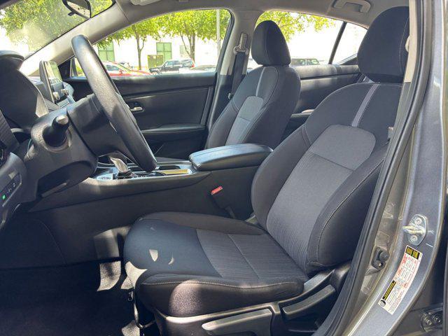 Photo of 2024 Gun Metallic Nissan Sentra
