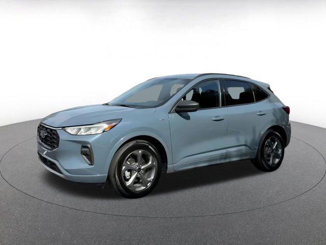 Photo of 2024 Vapor Blue Metallic Ford Escape