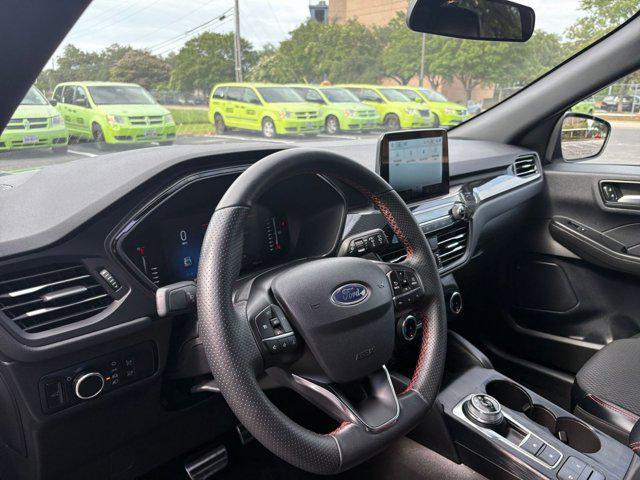 Photo of 2024 Vapor Blue Metallic Ford Escape