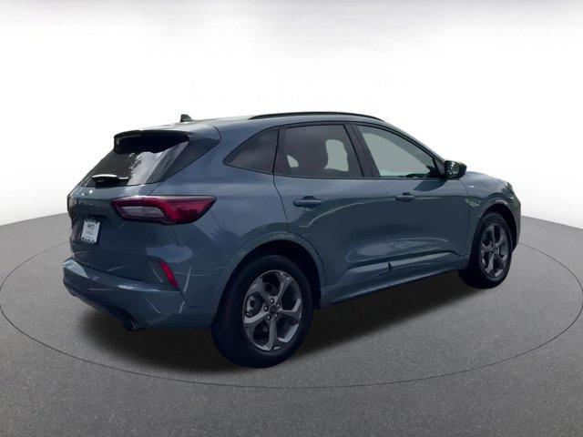 Photo of 2024 Vapor Blue Metallic Ford Escape