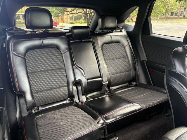 Photo of 2024 Vapor Blue Metallic Ford Escape
