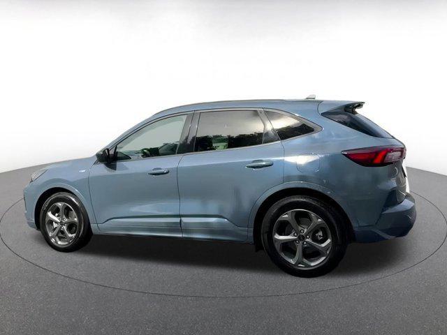 Photo of 2024 Vapor Blue Metallic Ford Escape