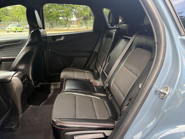 Photo of 2024 Vapor Blue Metallic Ford Escape