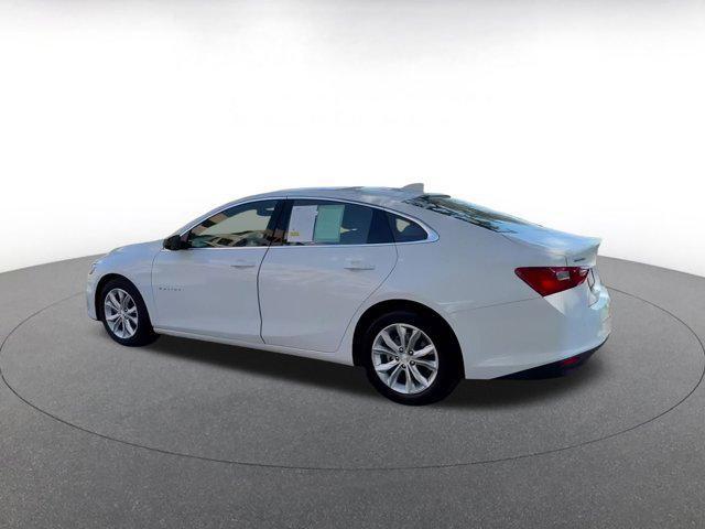 Photo of 2024 Summit White Chevrolet Malibu