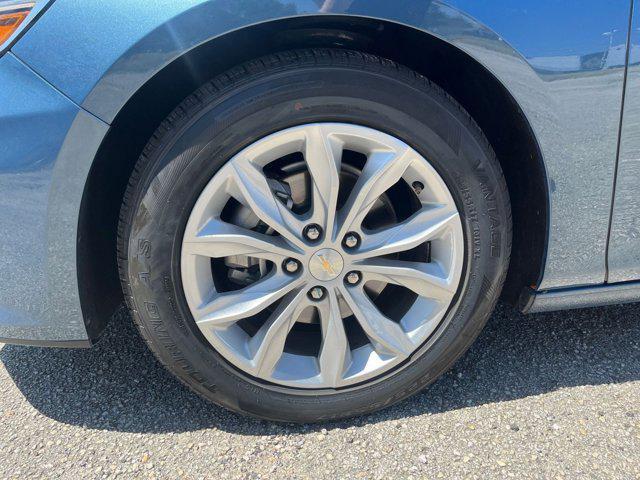Photo of 2024 Lakeshore Blue Metallic Chevrolet Malibu
