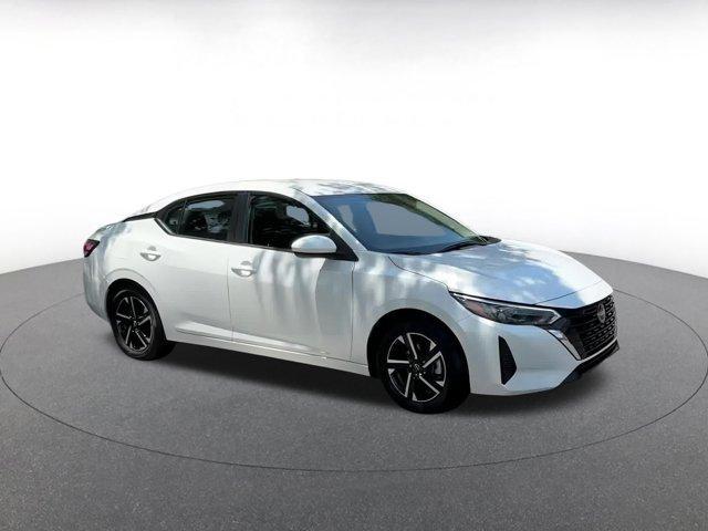 Photo of 2024 Aspen White Tricoat Nissan Sentra